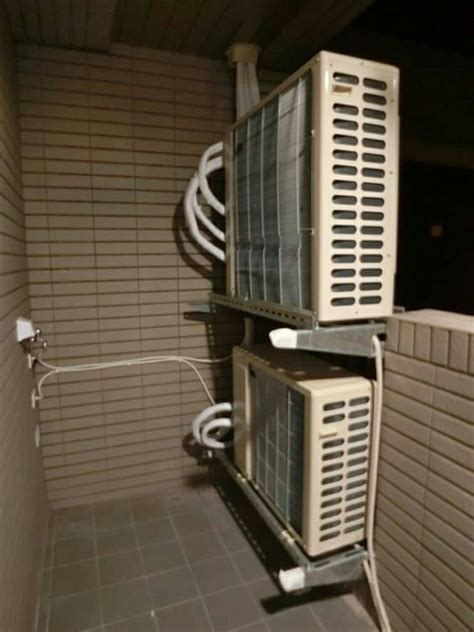 冷氣室外機陽台